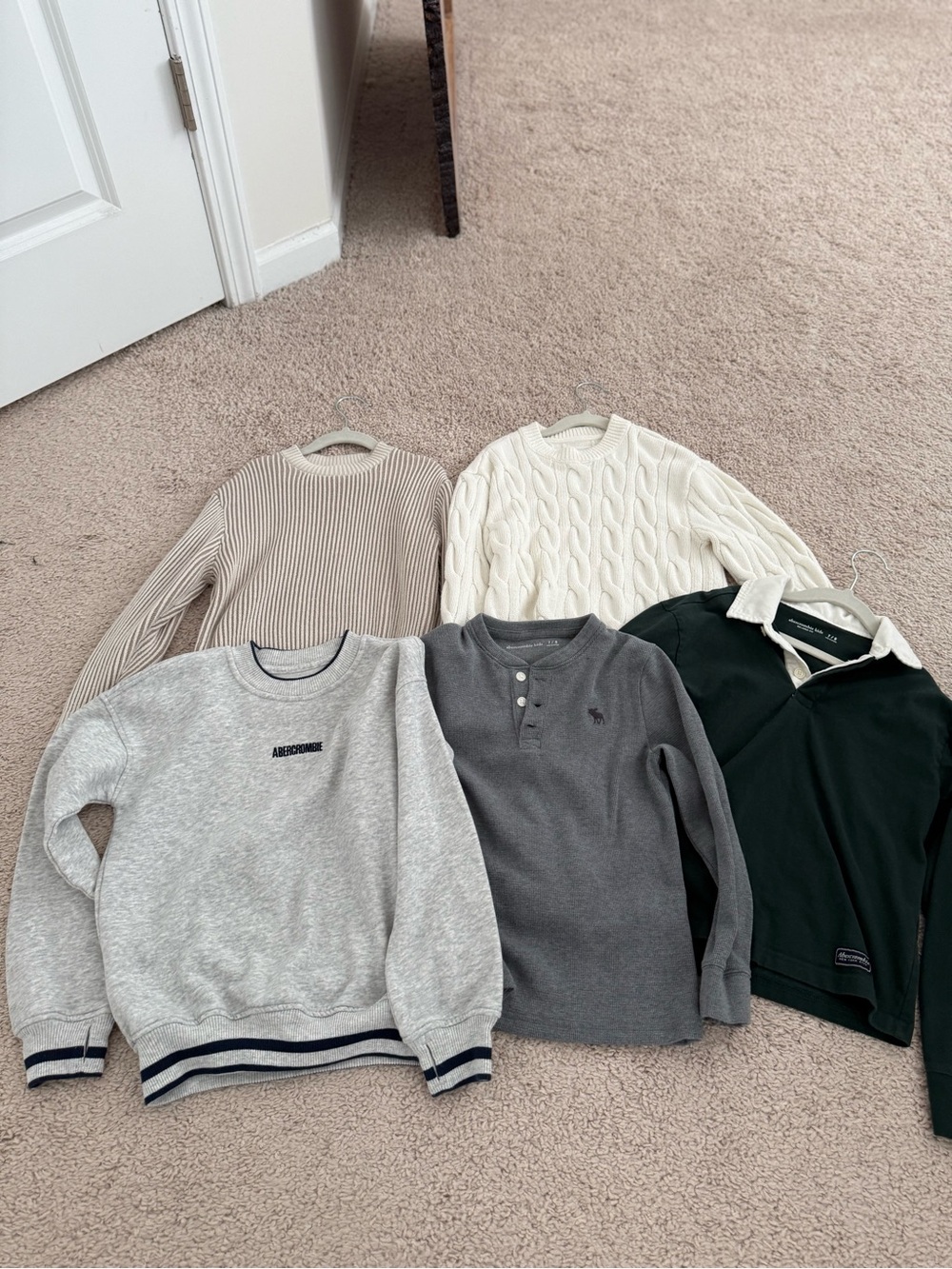 Abercrombie &Fitch boys 7-8 years bundle of sweaters in amazing condition